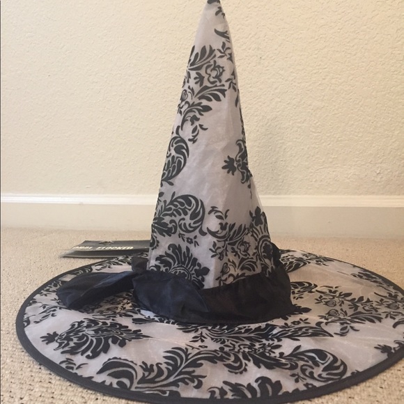 Flocked Witch Hat - Picture 1 of 2
